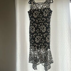 Kenzie Black and White Sleeveless Dress